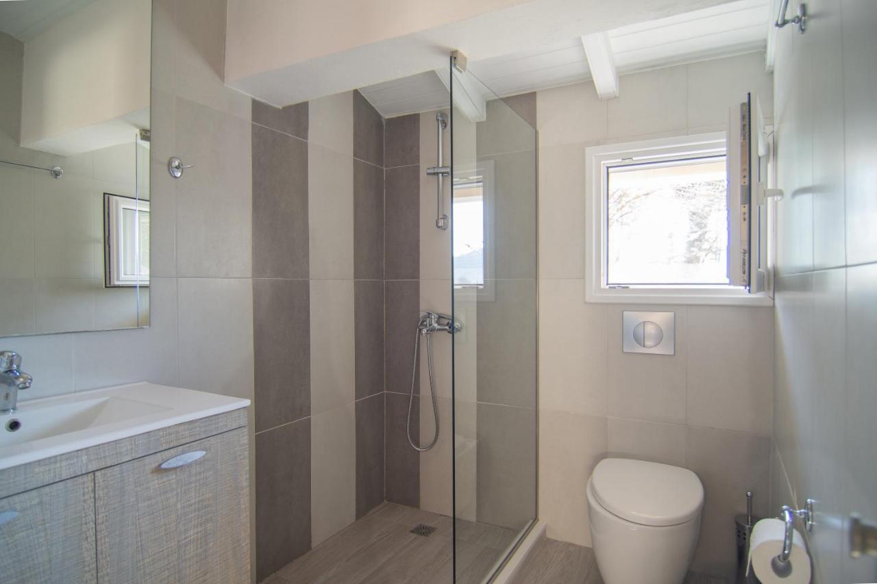 Villa Theodora View Apartments Thalia Agios Georgios Pagon Buitenkant foto