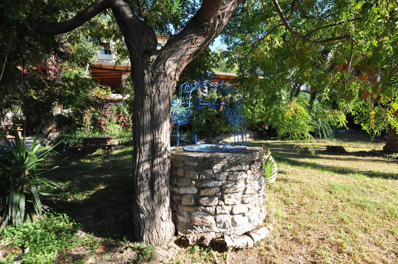 Villa Theodora View Apartments Thalia Agios Georgios Pagon Buitenkant foto